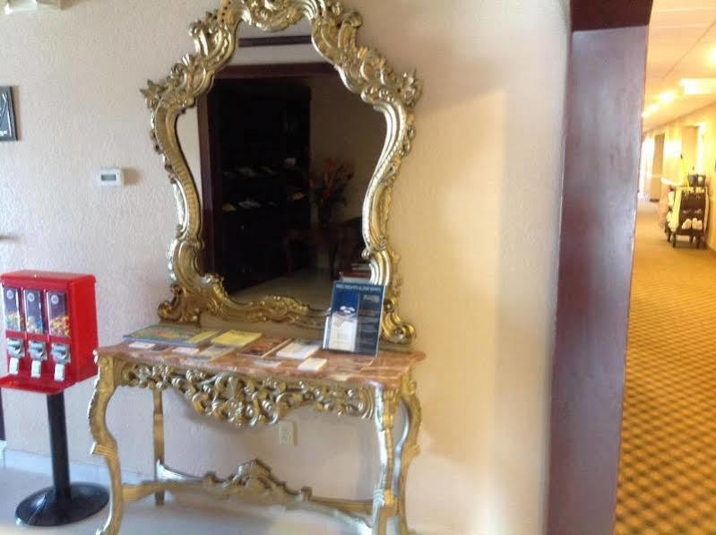 فندق بايمونت باي ويندهام كلوت Clute المظهر الخارجي الصورة